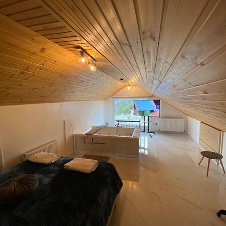 Aprosmeno Jacuzzi House 2 Apartment Agros Ngoại thất bức ảnh