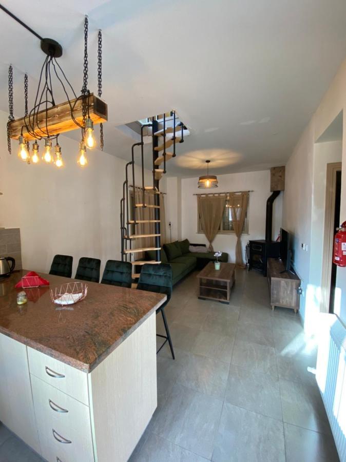 Aprosmeno Jacuzzi House 2 Apartment Agros Ngoại thất bức ảnh