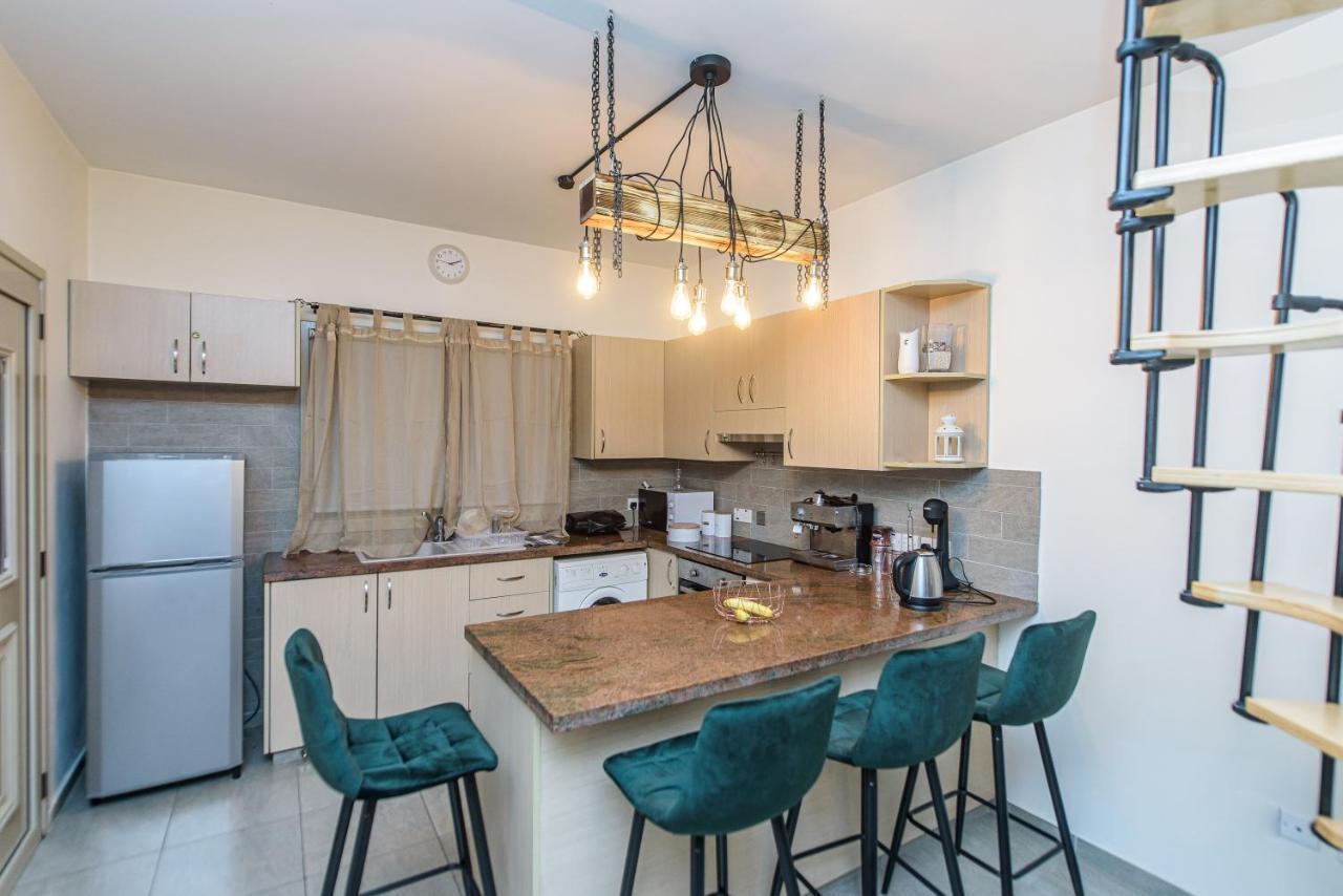 Aprosmeno Jacuzzi House 2 Apartment Agros Ngoại thất bức ảnh